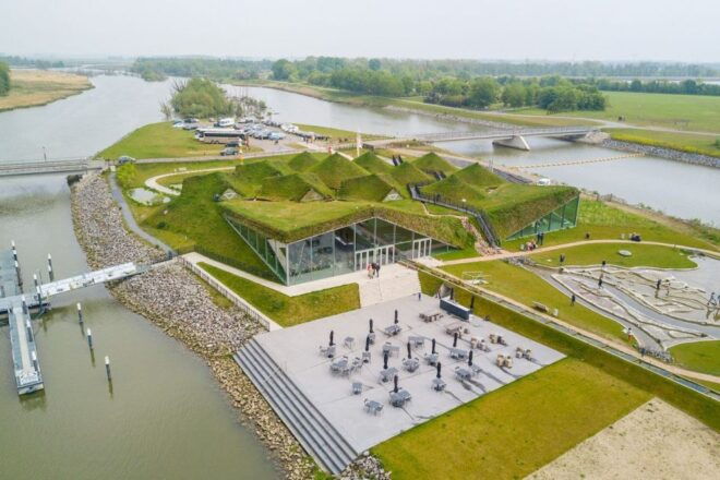 Werkendam: Boat Cruise and Biesbosch Museum Entry Ticket - Whisper Boat Cruise