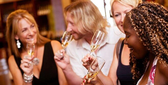 West Kelowna: Full-Day Wine Tour With Mission Hill - Winemaking Knowledge