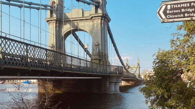 West London River Run - Guided Experience