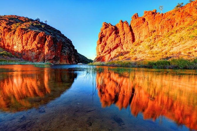 West Macdonnell Ranges Day Trip From Alice Springs - Picnic Lunch and Waterholes