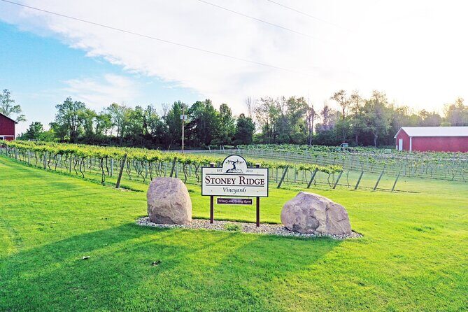 West Michigan Wine and Brewery Join in Day Tour - The Itinerary Breakdown: What to Expect at Each Stop