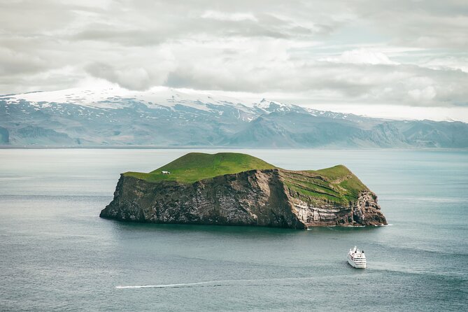 Westman Islands Premium Tour 6 Persons - Exclusive Inclusions