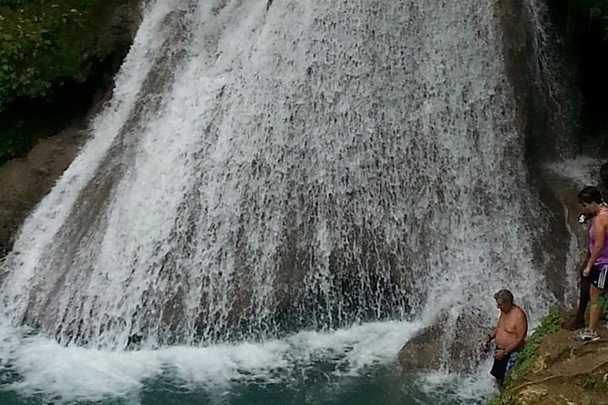 Wet and Wild - Blue Hole and Dunns River - Tour Highlights and Itinerary