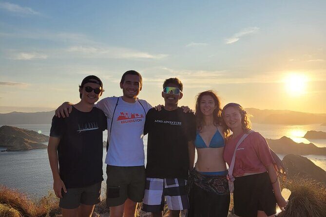 Whaleshark and Komodo Trip 4D 3N Share Deck - Good To Know  