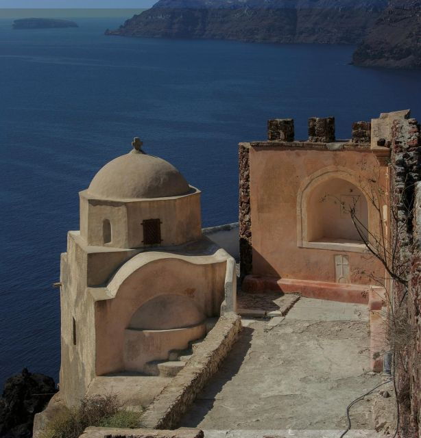 What Lies Hidden in Santorinis Soul? 6h - Private Discovery - Immerse in Megalochori Villages Heritage