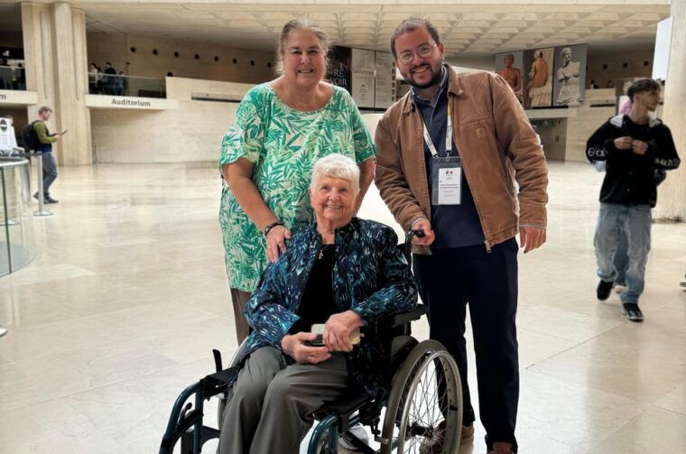 Wheelchair-Frendly Private Louvre Tour – Stress-Free & Easy - Whats Included in the Tour Package