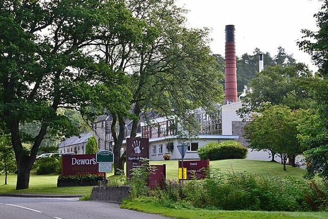 Whisky, Views and Chocolate Private Tour - Whisky Tasting Experience