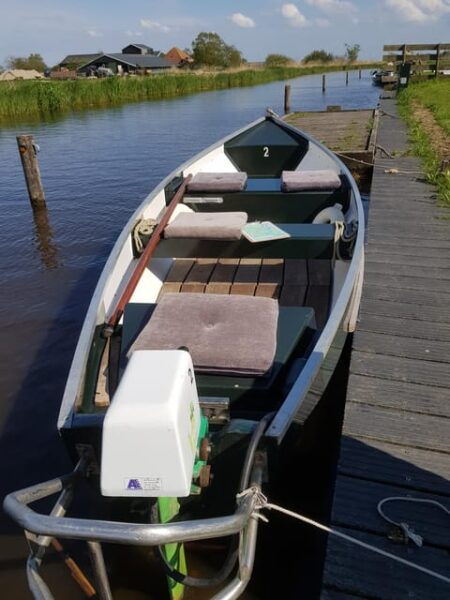 Whisperboat Rental in Beautiful Area Close to Amsterdam - Boat Features and Specifications