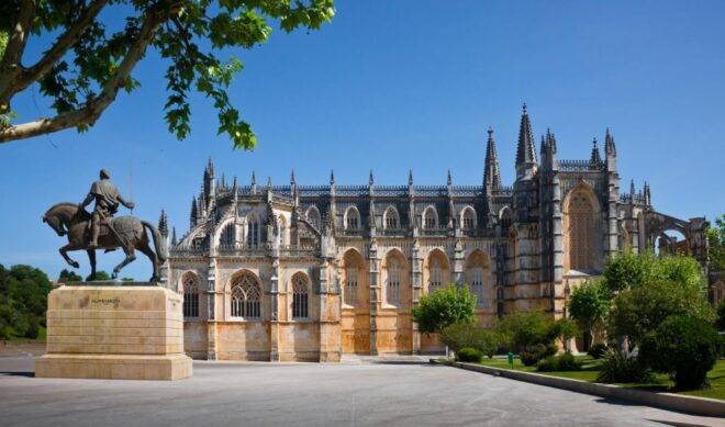 Whispers of Romance: Leiria Walking Tour for Lovers - Itinerary Highlights
