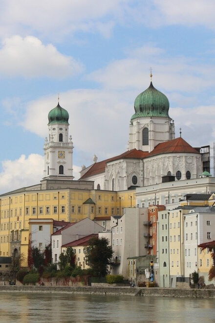 Whispers of Romance: Passau's Enchanted Tour - Enchanting Locations Explored