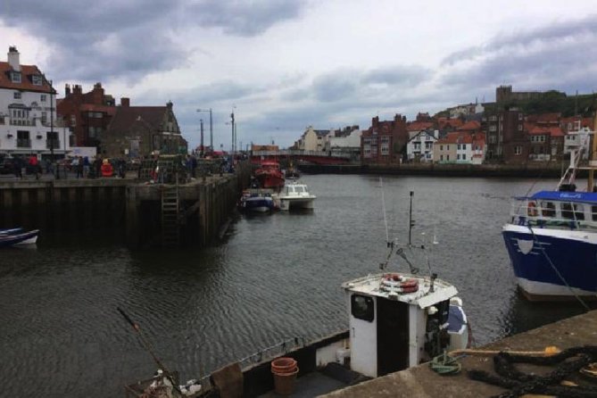 Whitby - Home of Captain Cook and Count Dracula - Features of the Tour