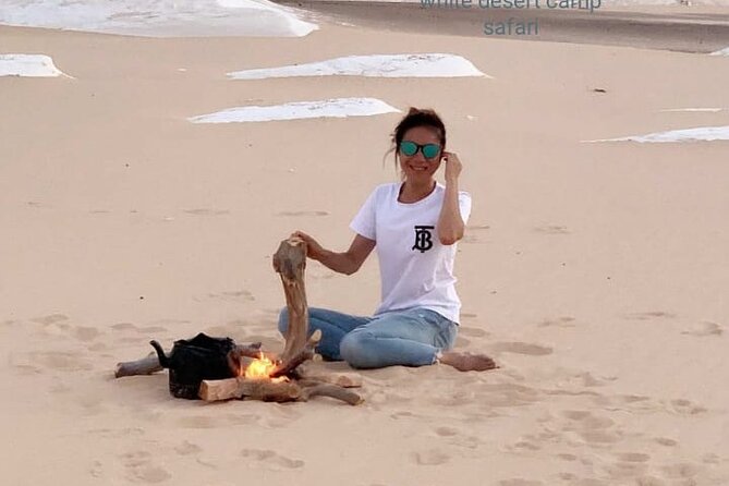 White and Black Desert (Bahariya Oasis) Private Overnight Tour  - Cairo - Accessible Only by 4WD Vehicles