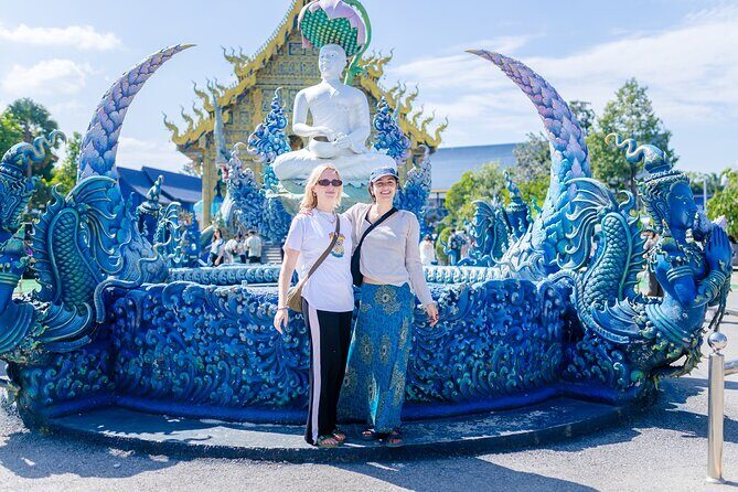 White, Black, Blue Temples & Golden Triangle Tour From Chiang Mai - Review of the White, Black, Blue Temples & Golden Triangle Tour From Chiang Mai
