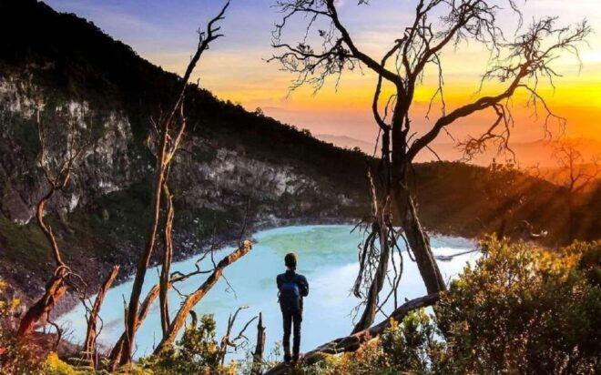 White Crater (with Sunrise Option) and Hot Spring Day Tour - Tour Highlights