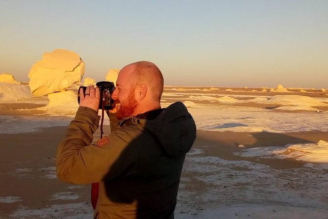 White Desert and Bahariya Oasis 2 Days With Camping Experience - Itinerary Overview