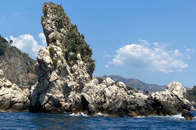 White Lotus Boat Tour in Taormina With Sicilian Food and Wines - Tour Overview