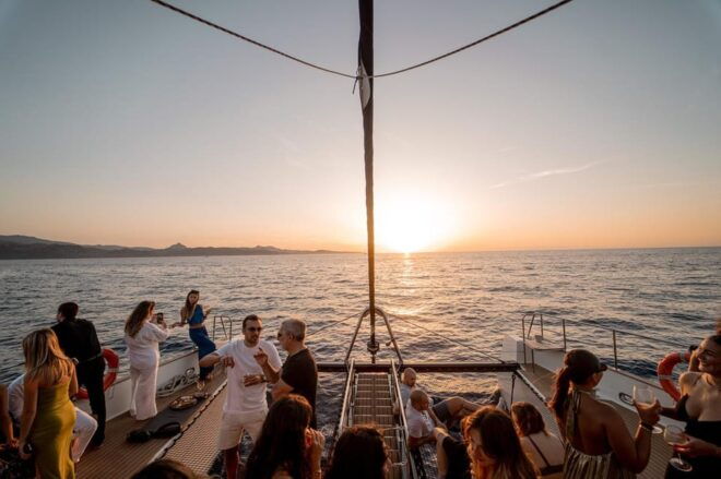 WHITE PARTY Feat. LAURENT PERRIER - Dress Code Requirements