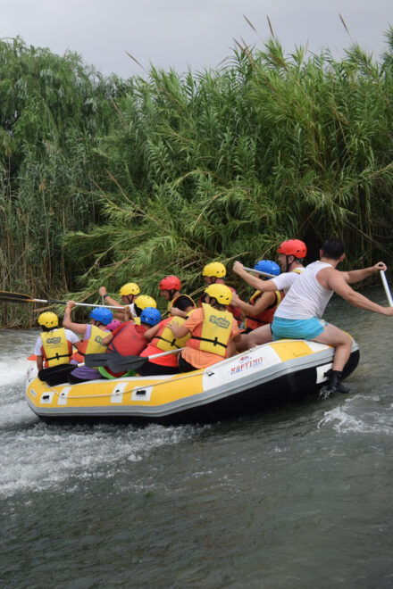 White Rafting + Paella - Included Amenities