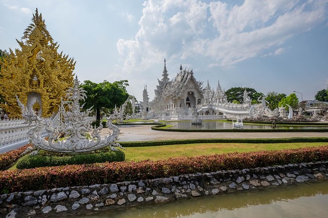 White Temple-Black House & Blue Temple Tour From Chiang Mai - Travel in Comfort With Air-Conditioned Vehicle