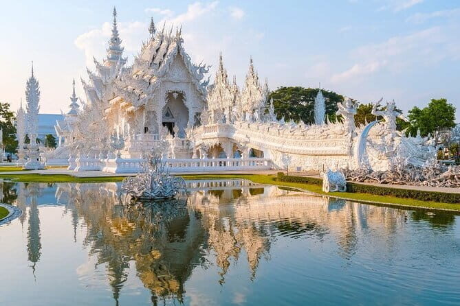 White Temple, Blue Temple, Black House 1-Day Trip from Chiang Mai - Good To Know