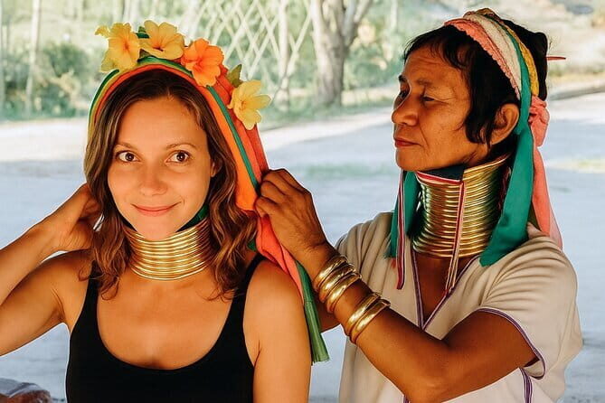 White Temple, Blue Temple, Black House 1-Day Trip from Chiang Mai - Who Should Book This Tour?