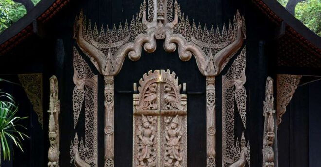 White Temple , Blue Temple , Black Museum & Golden Triangle - Discover the Enchanting Blue Temple