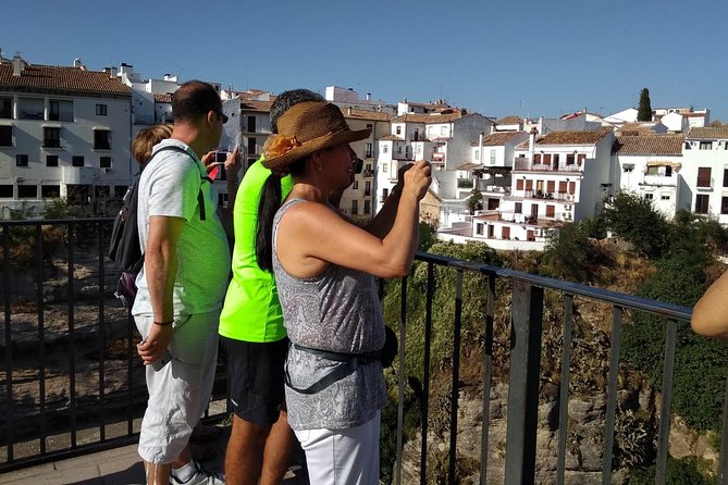 White Villages and Ronda Guided Day Tour From Seville - Discover the Charming Town of Grazalema