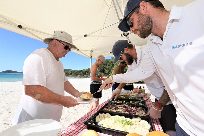 Whitehaven Beach Club - Meeting and Pickup