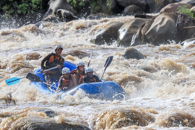 Whitewater Rafting 10km and Waterfall Trekking Tour From Chiang Mai - Itinerary Overview