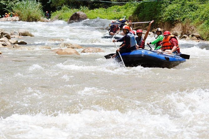 Whitewater Rafting-Tone Pariwat Conservation Area, Phang Nga - Exciting Whitewater Rafting Experience
