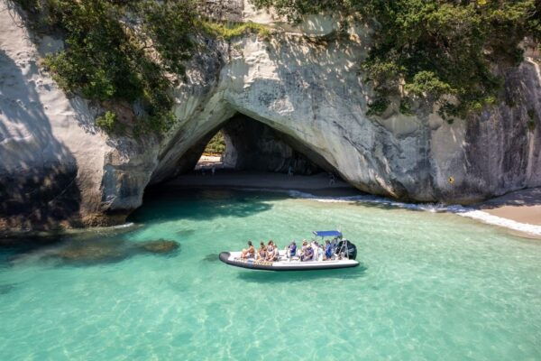 Whitianga: Cathedral Cove, Small Caves & Snorkel Boat Trip - The Sum Up