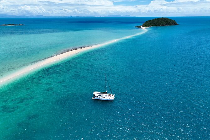 Whitsunday Islands Sail, SUP, Kayak & Snorkel Day Tour Group of 5 - The Sum Up