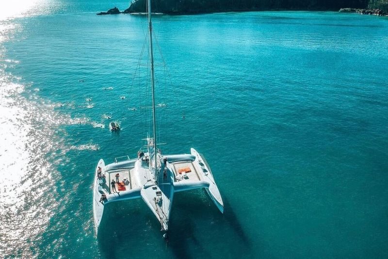Whitsundays Avatar Trimaran Charter 2 Day Tour - Meals, cabins and the shared-boat reality
