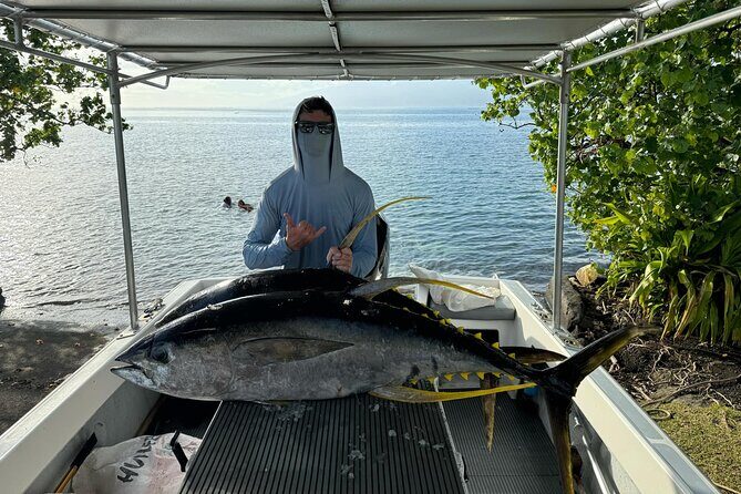 Wholesale Fishing in Poti Marara at Tahiti Teahupoo Peninsula - Good To Know