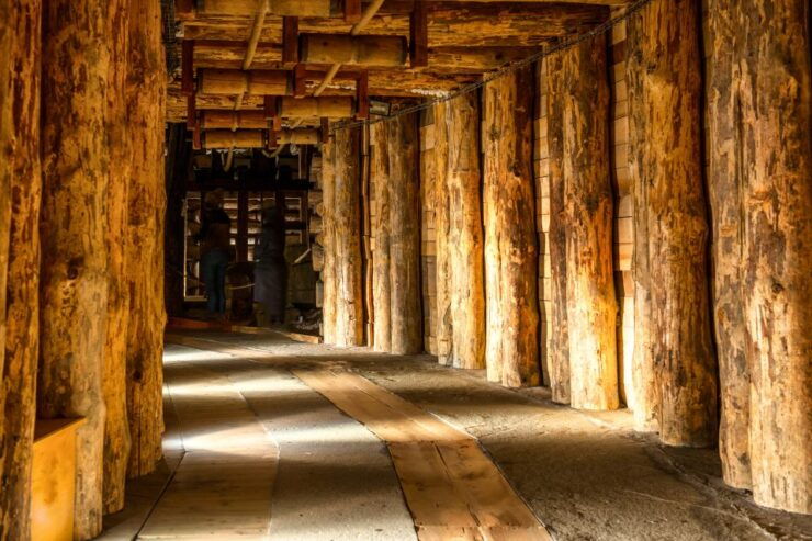 Wieliczka Salt Mine Half-Day Tour From Kraków - Tour Duration and Highlights
