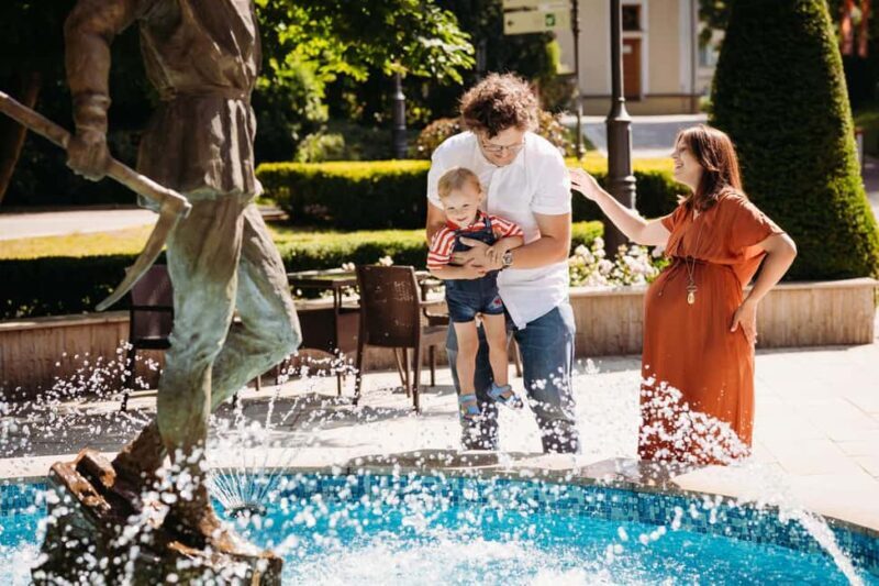 Wieliczka: Salt Mine Photoshoot with 20 Edited Photos - Discovering the Wieliczka Salt Mine Photoshoot: An In-Depth Look