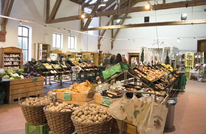 Wiesbaden: Certified Organic Farm - Domäne Mechtildshausen - Meeting Point and Directions