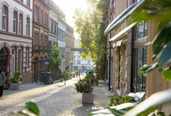 Wiesbaden: Culinary City Tour Through the Bergkirchenviertel - Frequently Asked Questions