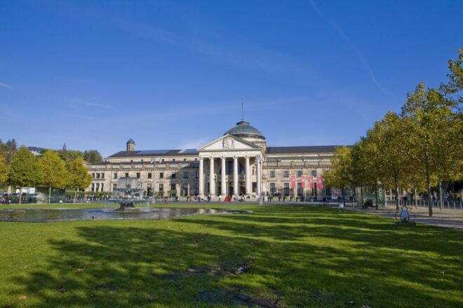 Wiesbaden: Private Walking Tour With a Guide - Live Tour Guide