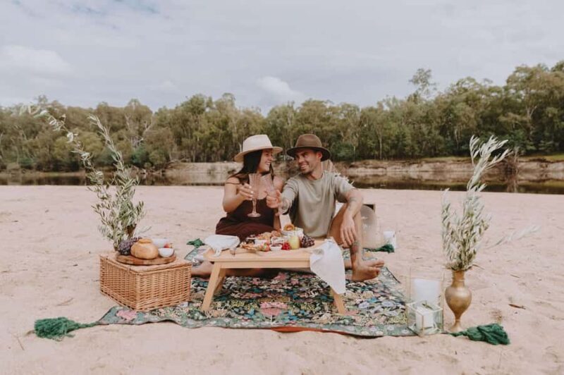 Wildlife Guided Tour with Picnic at The Paddock at Ulupna - FAQ