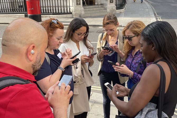 Will Breaker - Private Outdoor Adventure Game in London - Exploring the British Museum