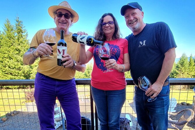 Willamette Valley Wine Tour With Lunch - Positive Reviews About the Tour Guides