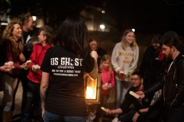 Williamsburg: Colonial Ghosts Haunted Pub Crawl - Haunted Locations