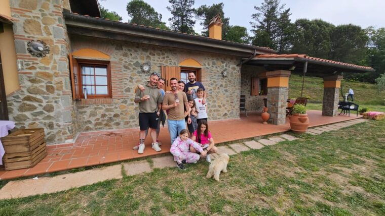 Win near Florence lunch or dinner in a traditional Tuscan farmhouse - Who Is This Tour Best For?