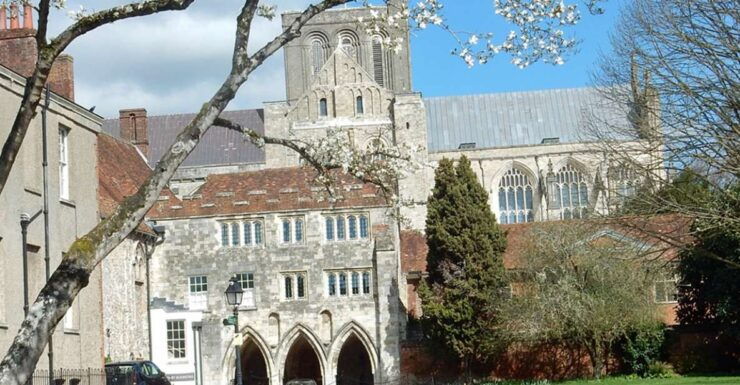 Winchester: Smartphone Self-Guided Heritage Walks - Activity Details