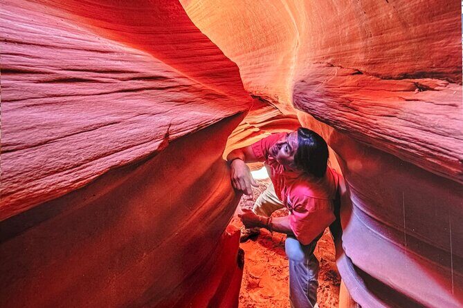 Wind Pebble Canyon Full Hiking tour through Antelope Canyon - Good To Know
