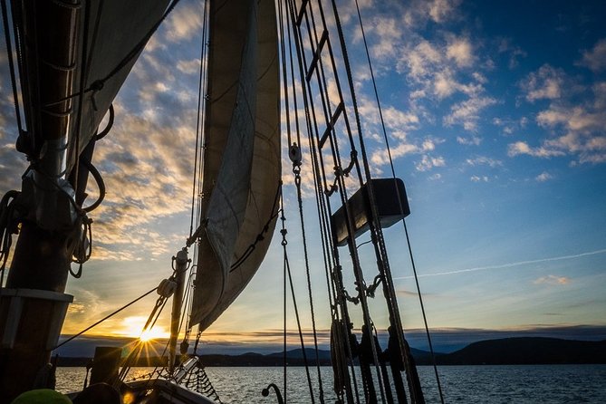 Windjammer Classic Sunset Sail - Meeting and Pickup Details