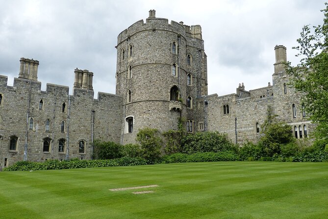 Windsor Castle Private Tour in Executive Vehicle With Admission - Location Highlights