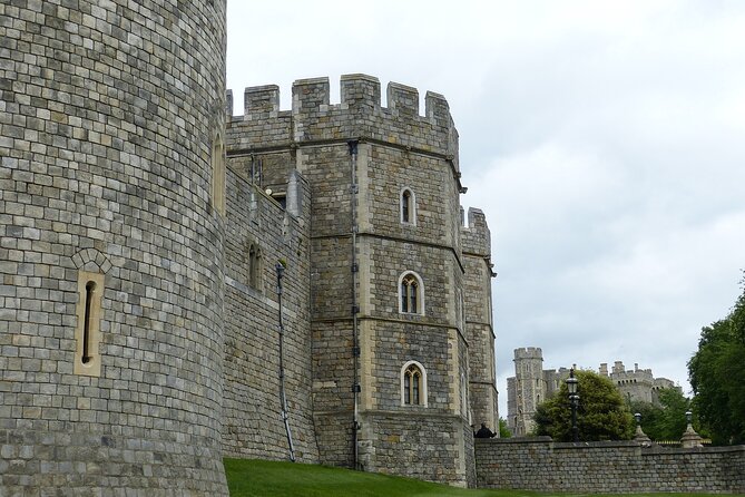 Windsor Castle Private Tour With Admission - Booking and Pricing Information