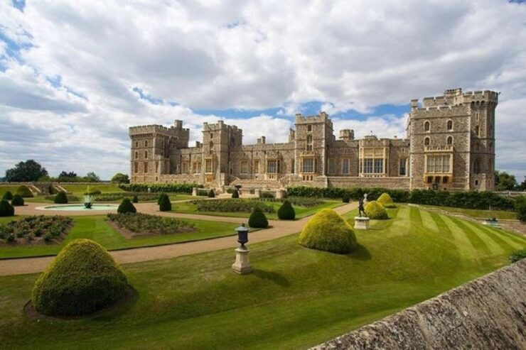 Windsor Castle, Stonehenge and Bath Tour Private - Reservation and Payment